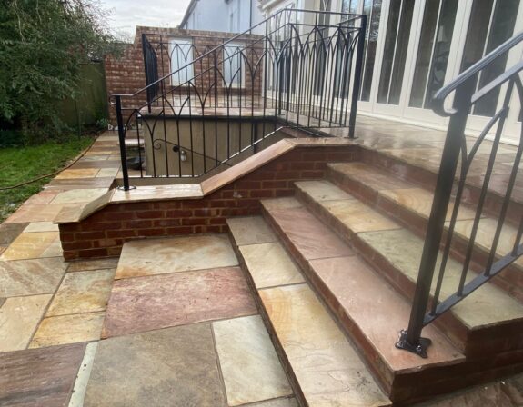 Patio and steps after cleaning Patio cleaning using Softwash in Oxfordshire