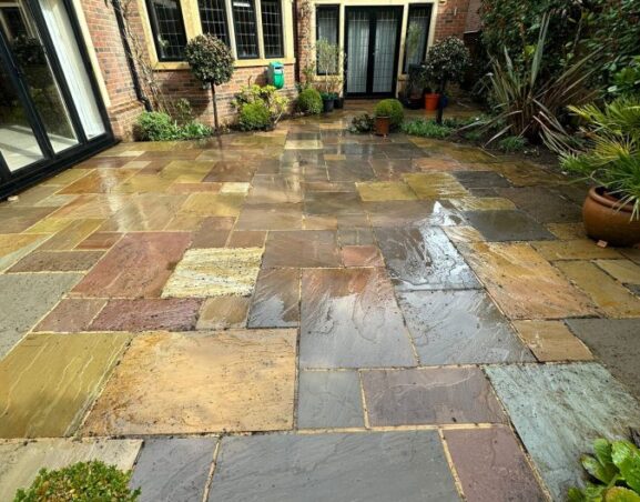 Indian sandstone Abingdon after Alfresco patio cleaning Oxfordshire - Indian sandstone pressure washing Abingdon