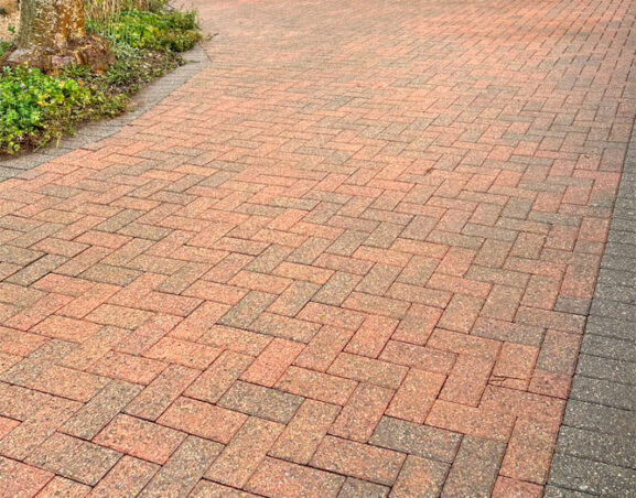 Driveway Cleaning Oxfordshire - Alfresco Exterior Cleaning