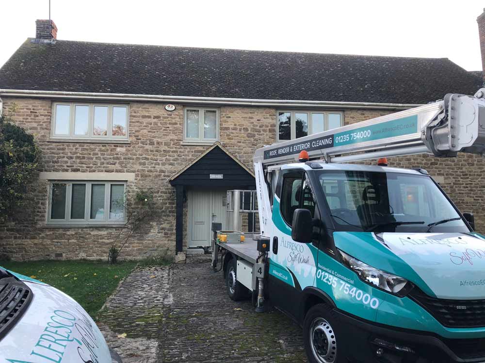Roof Cleaning Oxfordshire