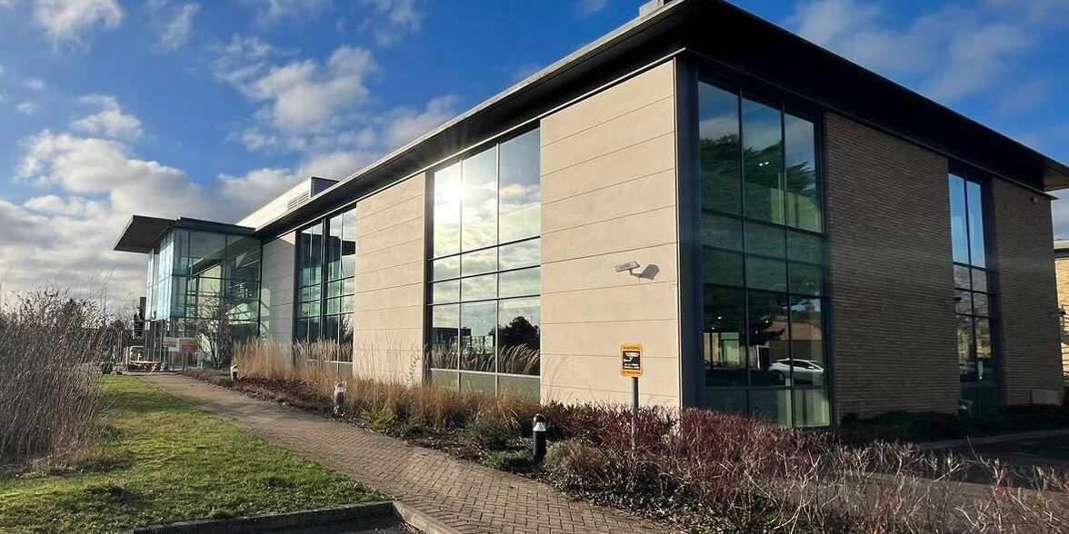 Vernier Oxford window frame clean survey Alfresco Group - professionals in commercial building cleaning - Oxfordshire