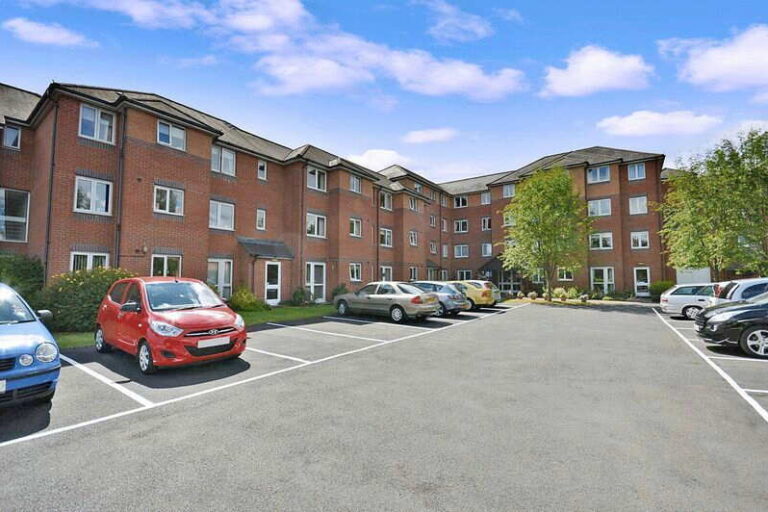 regular window cleaning retirement homes, Oxfordshire