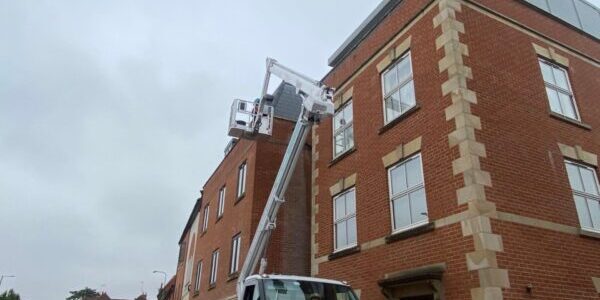 Reactive Gutter Cleaning: A Fast Fix for Overflowing Hoppers Reactive Gutter Cleaning: A Fast Fix for Overflowing Hoppers
