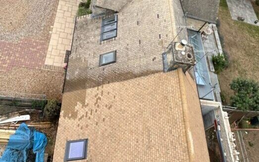 Alfresco roof cleaning - Bampton, West Oxfordshire