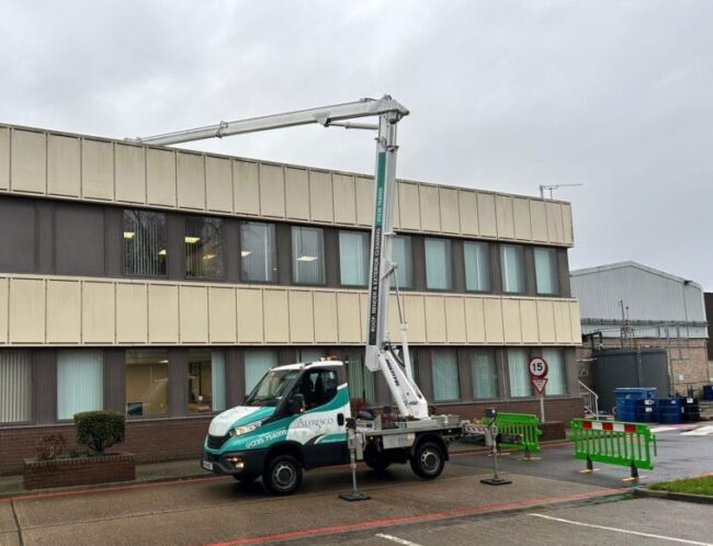 Cherry picker hire by Alfresco in Oxfordshire
