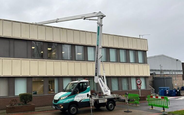 Cherry picker hire by Alfresco in Oxfordshire