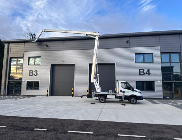 cherry picker hire Oxfordshire