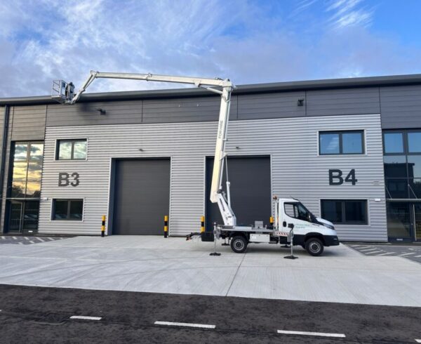 cherry picker hire Oxfordshire